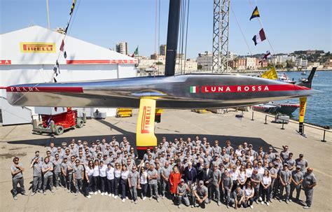 The making of the Luna Rossa Prada Pirelli Sea